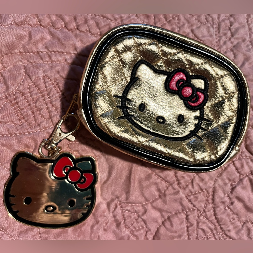 Sanrio Hello Kitty Mini Coin Purse
